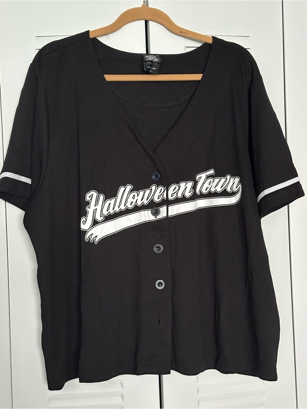 Nightmare Before Christmas Halloween Town Black Graphic Baseball-Style Top